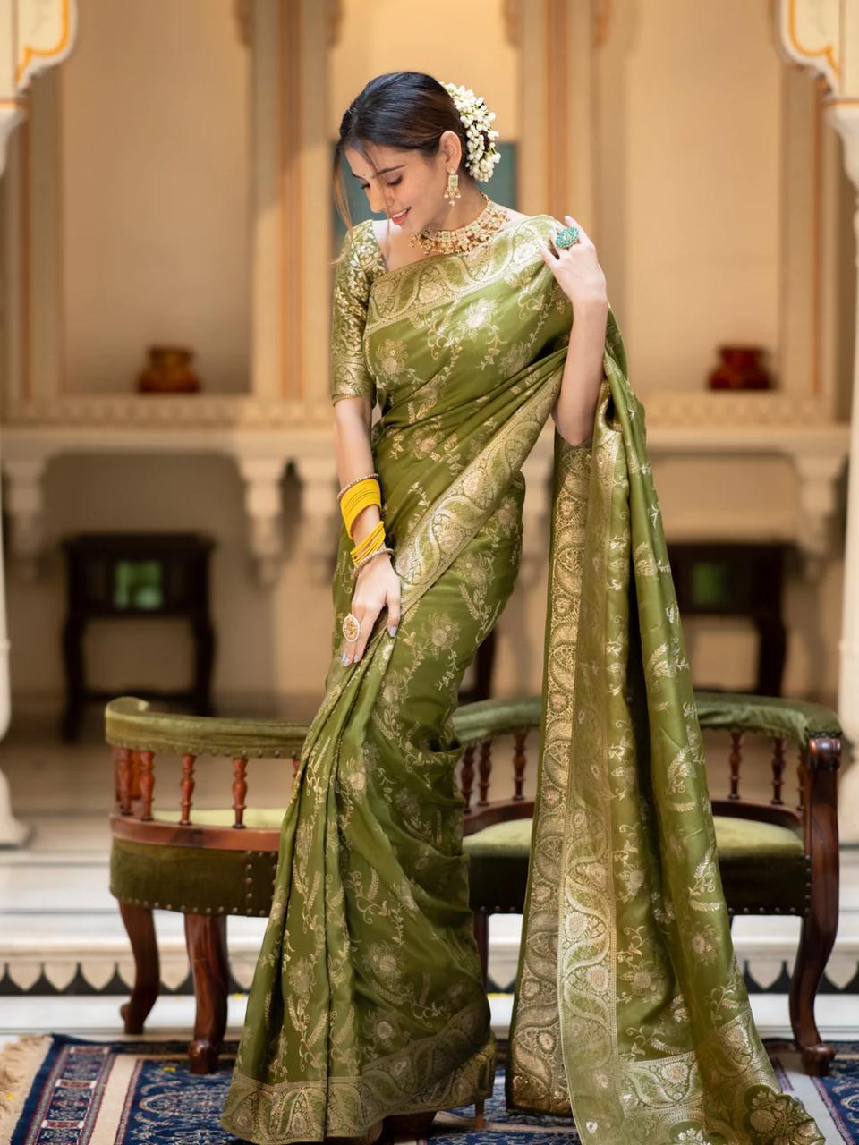 Mehndi Soft Silk Saree with Kanjivaram and Banarasi Jari Weaving