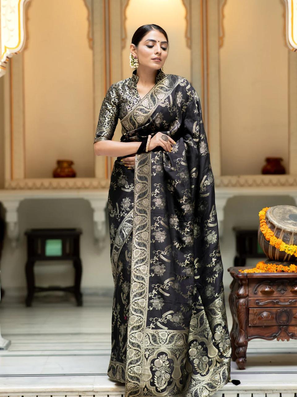 Black Kanjivaram Soft Silk Saree with Jari & Banarasi Weaving