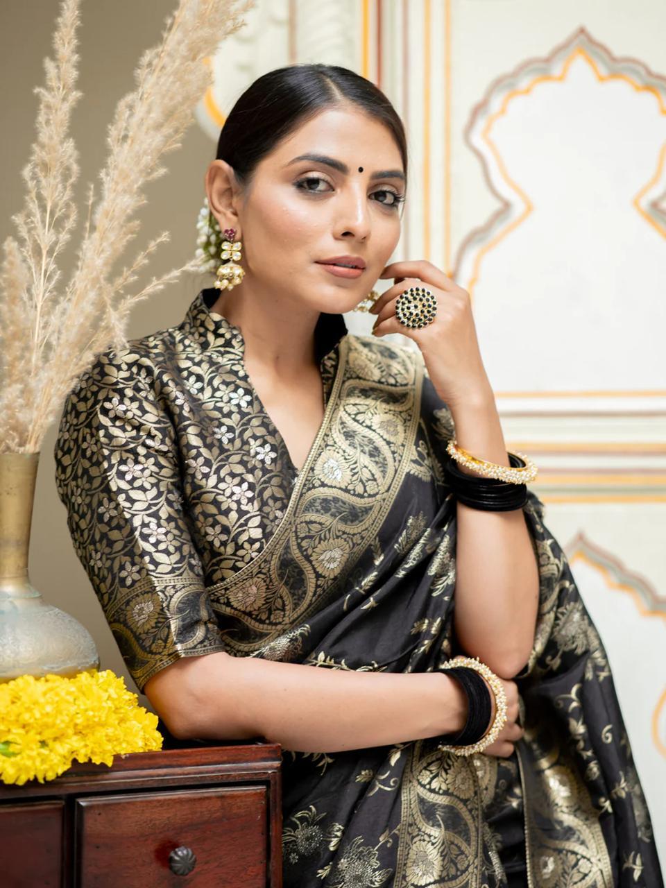 Black Kanjivaram Soft Silk Saree with Jari & Banarasi Weaving