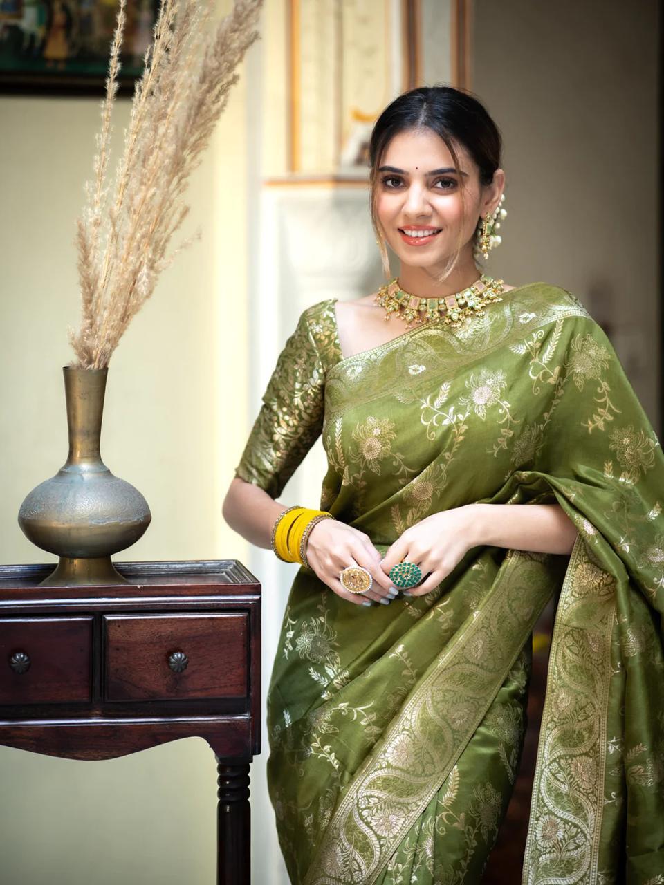 Mehndi Soft Silk Saree with Kanjivaram and Banarasi Jari Weaving