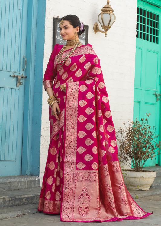 Luxurious Rani Katan Litchi Silk Banarasi Saree Highlighted with Elegant Zari Butta Designs