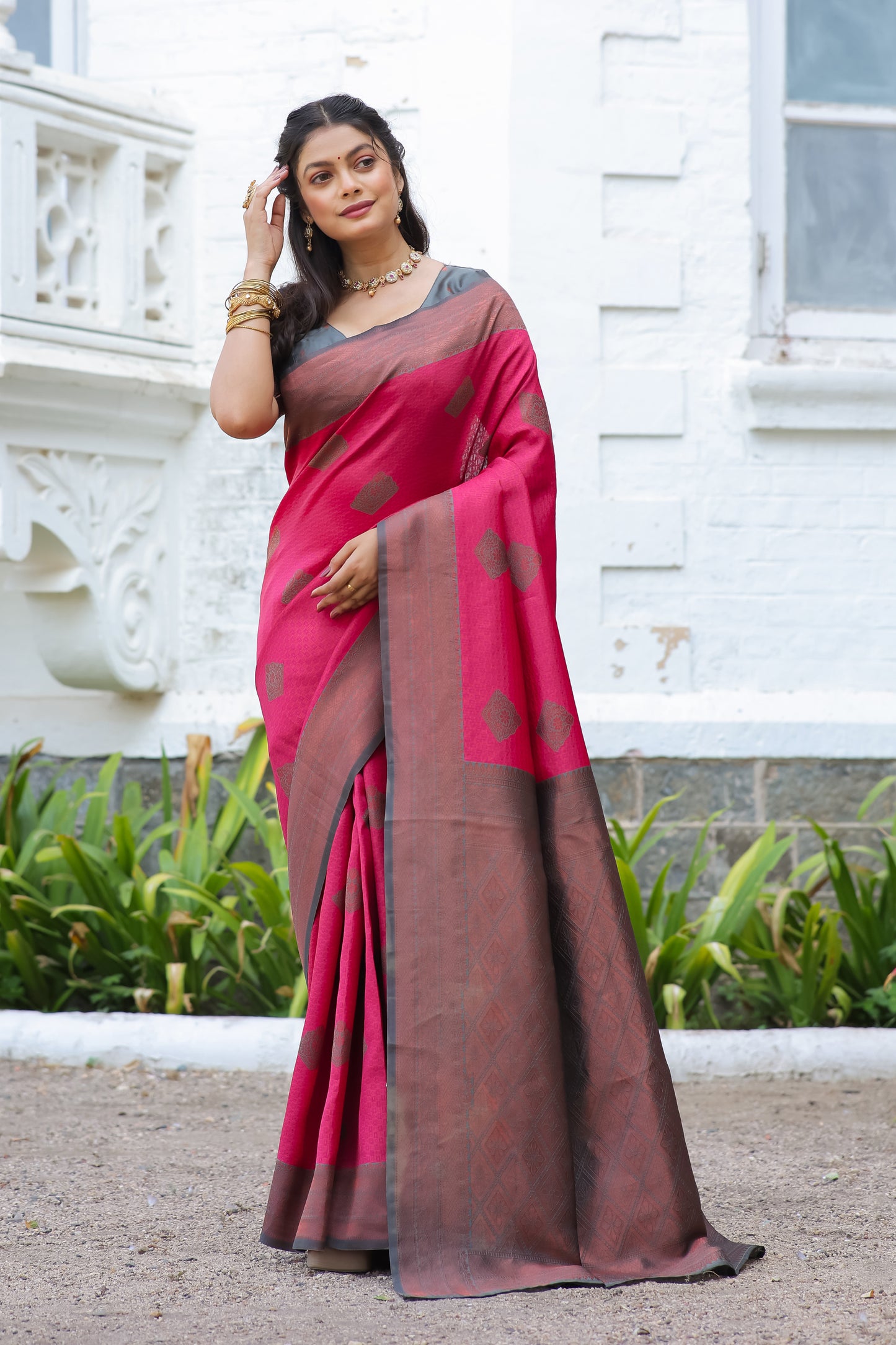 Rani Grey Litchi Soft Silk Banarasi Saree with Butta Zari Woven