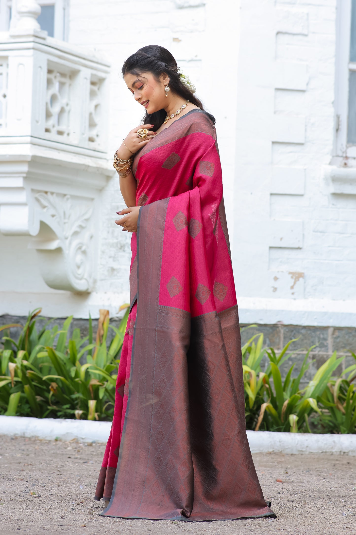 Rani Grey Litchi Soft Silk Banarasi Saree with Butta Zari Woven