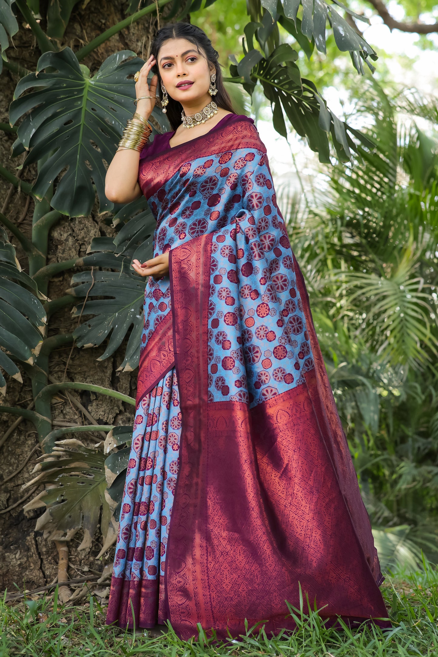 Blue Litchi Soft Silk Banarasi Saree with Floral Zari Woven
