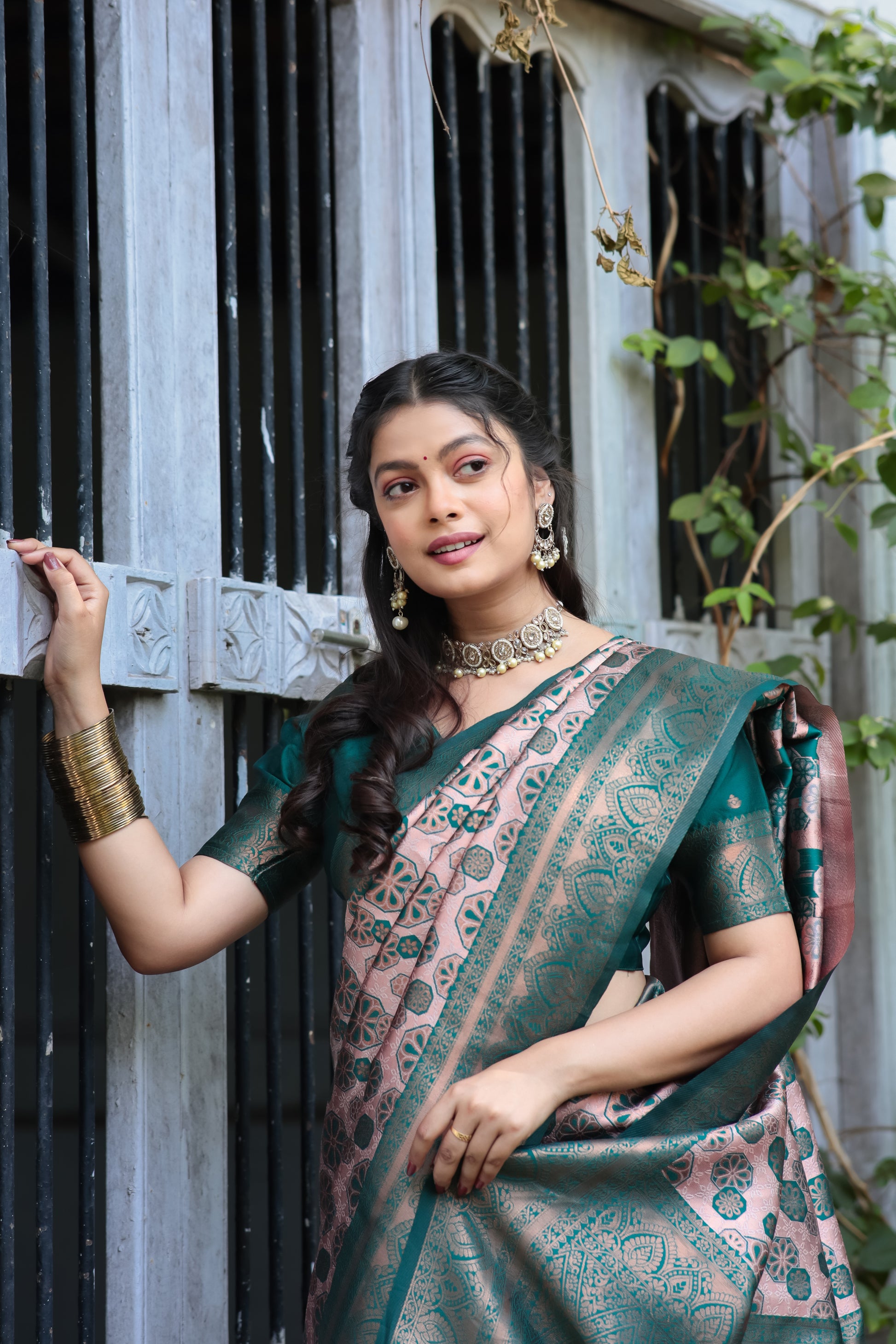 "Peach Rama Banarasi Silk Saree with Floral Zari Weaving – In Stock"