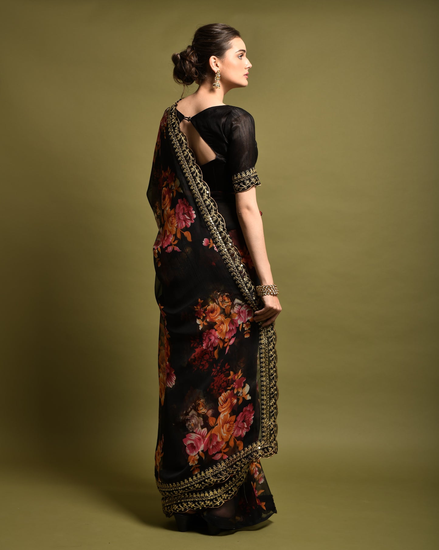 Black Soft Lichi Silk Saree with Rich Pallu and Jari Weaving