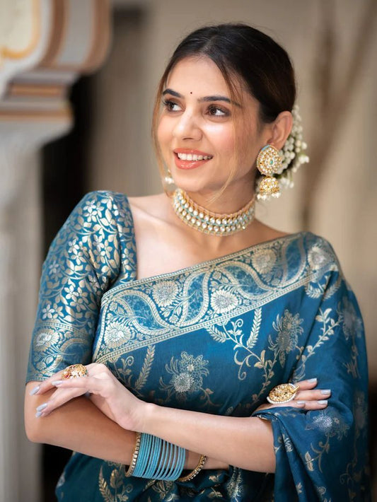 Rama Green Soft Silk Saree with Kanjivaram and Banarasi Jari Weaving
