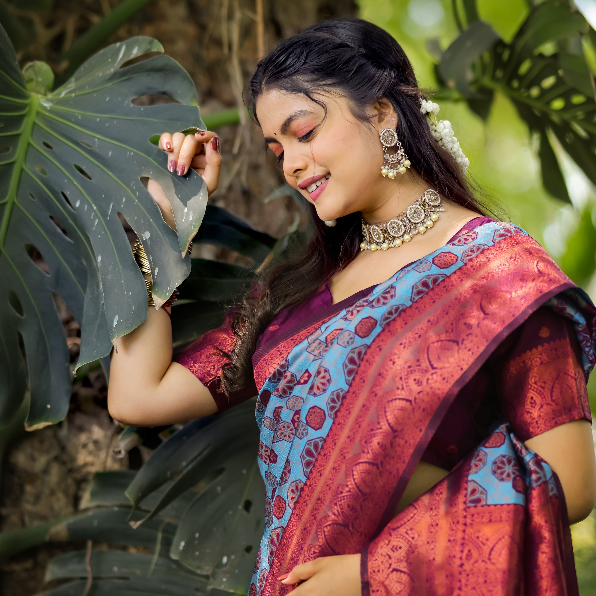 "Blue Litchi Soft Silk Banarasi Saree with Floral Zari Work – In Stock"